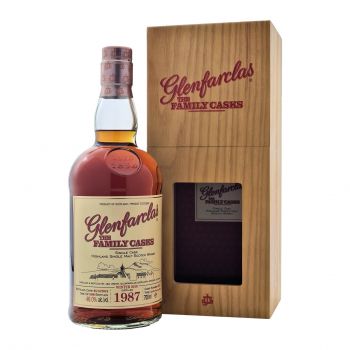 Glenfarclas 1987/2018 #3831 | The Family Casks (Release W18)