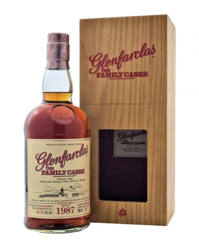 Glenfarclas 1987/2018 #3831 | The Family Casks (Release W18)